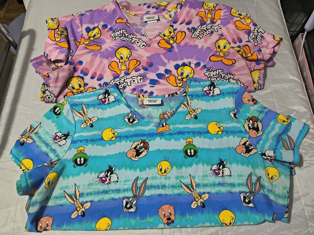 Looney Tunes Women's 2XL Tweety Tie-Dye Scrub Top Pink Purple Yellow lot of two